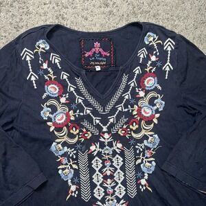 Johnny Was Los Angeles Black Embroidered  3/4 Sleeve Tunic Top Women Medium